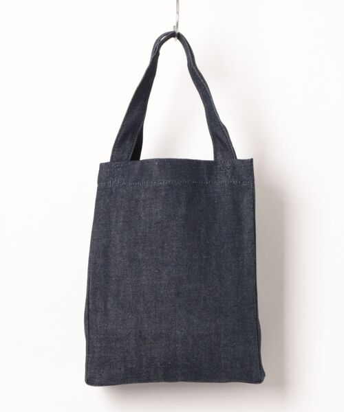 A.P.C.（アーペーセー）の「TOTE LOU SMALL（トートバッグ・レディース・ブルー・ONESIZE）」の2枚目の写真