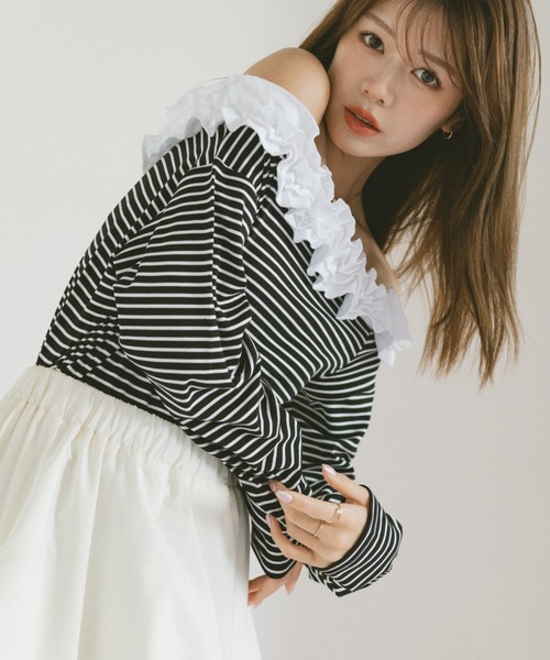 VANNIE U(ヴァニーユー)の「フリルワンショルダーカットソー(Tシャツ/カットソー・レディース・ブラック×ホワイト/ブラック・FREE)」の16枚目の写真
