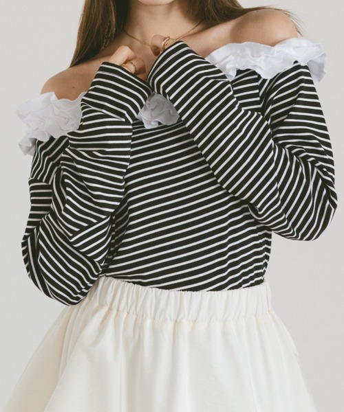 VANNIE U(ヴァニーユー)の「フリルワンショルダーカットソー(Tシャツ/カットソー・レディース・ブラック×ホワイト/ブラック・FREE)」の18枚目の写真