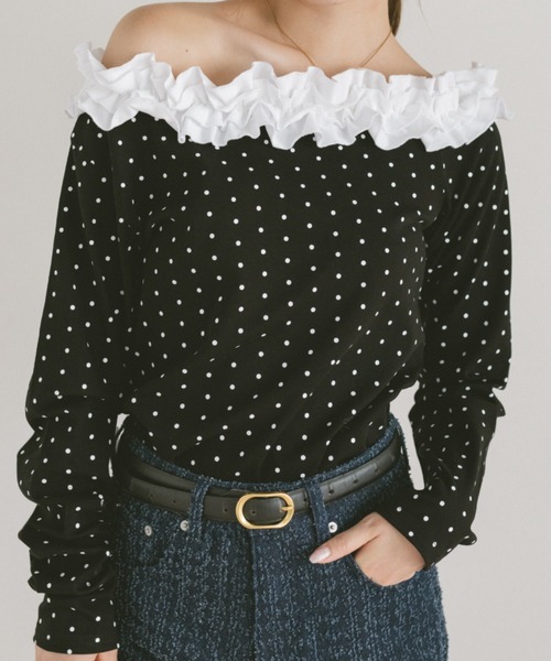 VANNIE U(ヴァニーユー)の「フリルワンショルダーカットソー(Tシャツ/カットソー・レディース・ブラック×ホワイト/ブラック・FREE)」の5枚目の写真