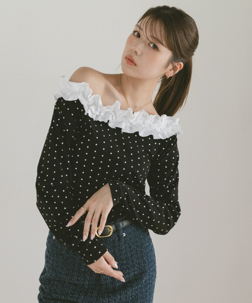 VANNIE U(ヴァニーユー)の「フリルワンショルダーカットソー(Tシャツ/カットソー・レディース・ブラック×ホワイト/ブラック・FREE)」の7枚目の写真