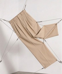 MODE COMMUTER（モードコミューター）の「[MC by HIDETAKA FUKUZONO  COLLECTION] ELASTIC WAIST TUCK PANTS（スラックス）」