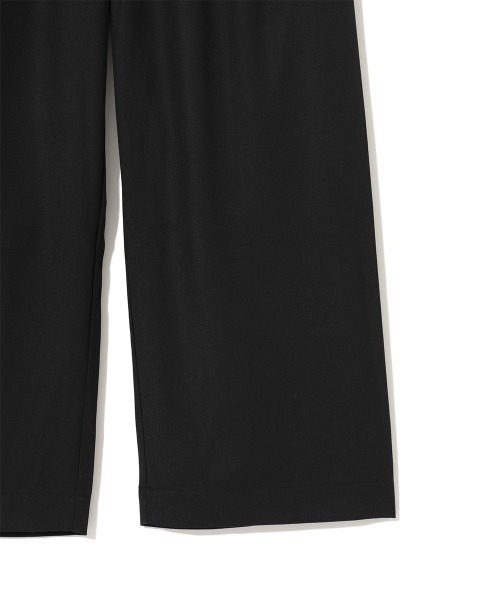 MODE COMMUTER（モードコミューター）の「[MC by HIDETAKA FUKUZONO  COLLECTION] ELASTIC WAIST TUCK PANTS（スラックス・メンズ・ベージュ/ブラック・SMALL/MEDIUM/LARGE）」の6枚目の写真