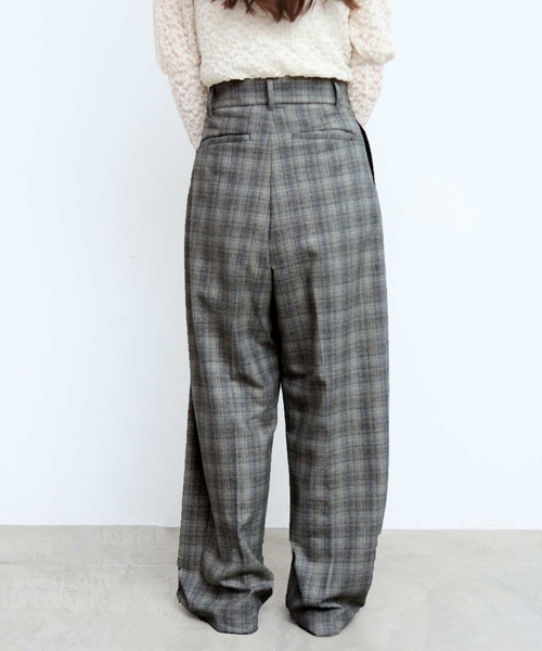 fig Ｌondon（フィグロンドン）の「CHECK 3tuck pants（その他パンツ・レディース・ブラック/グレー・1/0）」の6枚目の写真