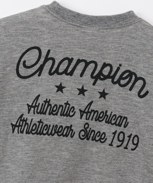 Champion(チャンピオン)の「【Champion/チャンピオン】キッズ クルーネックスウェットシャツ(Tシャツ/カットソー・キッズ・レッド/ブルー系その他/チャコール・100/110/120/130/140/150/160)」の15枚目の写真