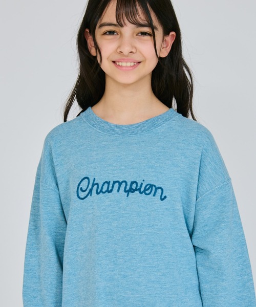 Champion(チャンピオン)の「【Champion/チャンピオン】キッズ クルーネックスウェットシャツ(Tシャツ/カットソー・キッズ・レッド/ブルー系その他/チャコール・100/110/120/130/140/150/160)」の18枚目の写真