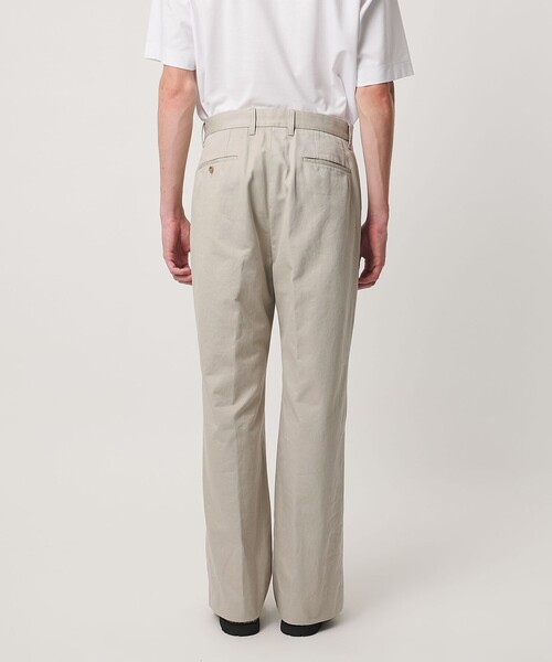 UNITED ARROWS(ユナイテッドアローズ)の「フィンクス/ジンバブエコットン ギャバピーチ ワイドパンツ(チノパンツ・メンズ・グレー系/ナチュラル・L/XL/M/S)」の9枚目の写真