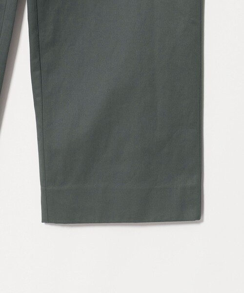 UNITED ARROWS(ユナイテッドアローズ)の「フィンクス/ジンバブエコットン ギャバピーチ ワイドパンツ(チノパンツ・メンズ・グレー系/ナチュラル・L/XL/M/S)」の17枚目の写真