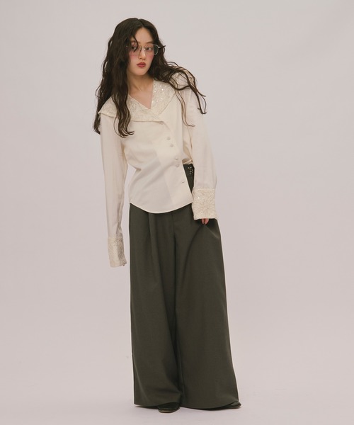 loin nuit(ロワンニュイ)の「spangle lace collar blouse / スパンコールレースカラーブラウス(シャツ/ブラウス・レディース・バーガンディー/ピンク/アイボリー・FREE)」の10枚目の写真