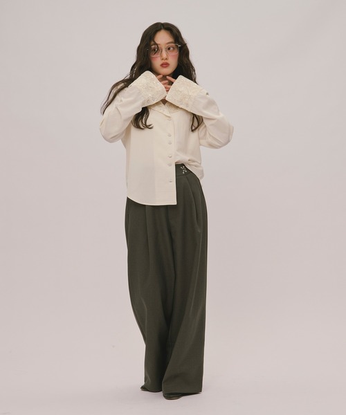 loin nuit(ロワンニュイ)の「spangle lace collar blouse / スパンコールレースカラーブラウス(シャツ/ブラウス・レディース・バーガンディー/ピンク/アイボリー・FREE)」の11枚目の写真
