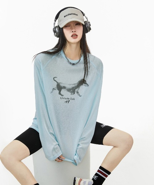 SHEPP（シープ）の「【26年秋冬新作】ドッグ グラフィック ラグラン シアー ロングTシャツ ロンT（Tシャツ/カットソー・レディース・ピンク/サックスブルー/ホワイト・F）」の4枚目の写真