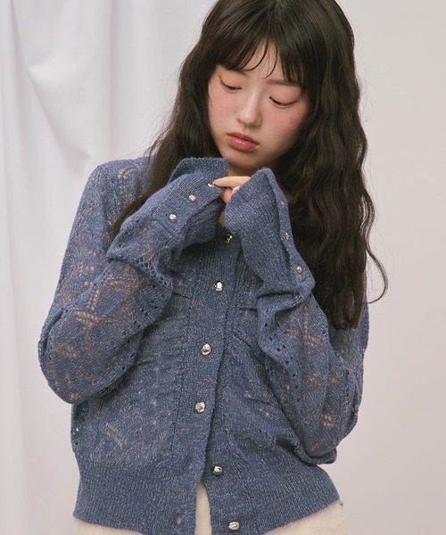 loin nuit(ロワンニュイ)の「glitter sheer knit cardigan / グリッターシアーニットカーディガン(カーディガン/ボレロ・レディース・アイボリー/ブルー/ワインレッド・FREE)」の5枚目の写真