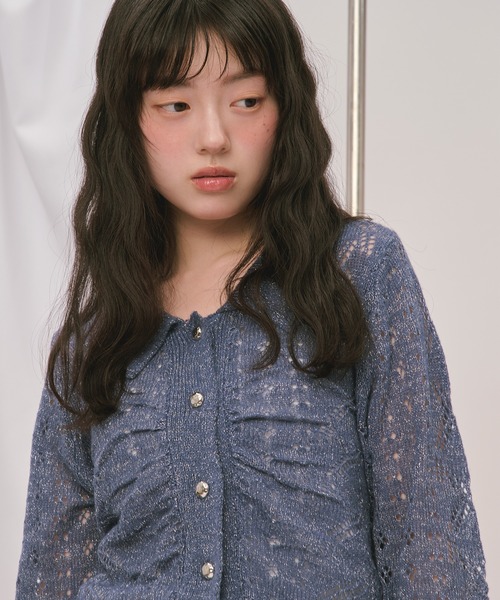 loin nuit(ロワンニュイ)の「glitter sheer knit cardigan / グリッターシアーニットカーディガン(カーディガン/ボレロ・レディース・アイボリー/ブルー/ワインレッド・FREE)」の4枚目の写真