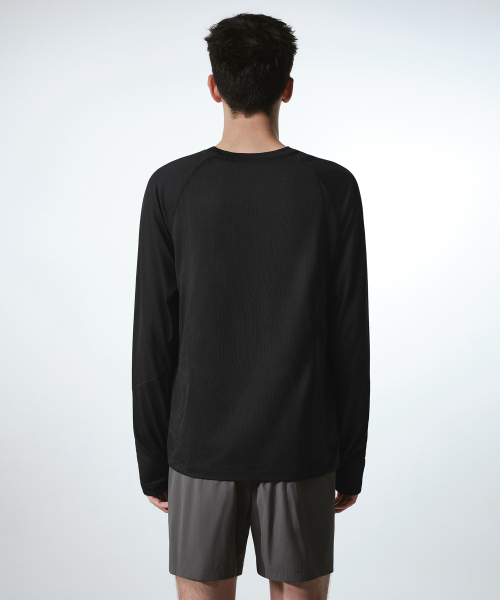 MUSINSA STANDARD（ムシンサスタンダード）の「[シティレジャー] トレイル長袖Tシャツ [ブラック]（Tシャツ/カットソー・メンズ・その他・2XL/MEDIUM/LARGE/SMALL/X-LARGE）」の4枚目の写真