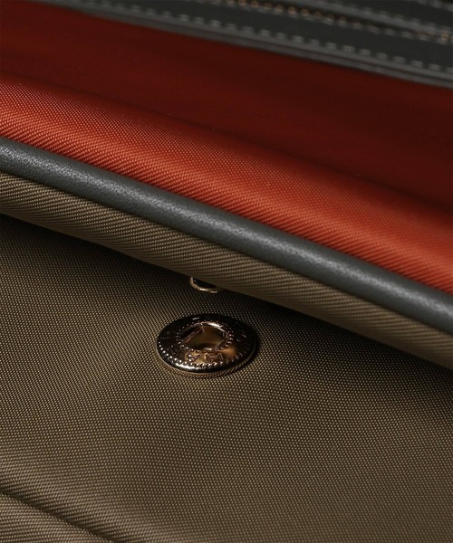 Paul Smith(ポールスミス)の「ブランデッドナイロン ショルダーバッグ【553458 N311S】(ショルダーバッグ・メンズ・ネイビー/ブラック/グレイッシュベージュ・FREE)」の13枚目の写真