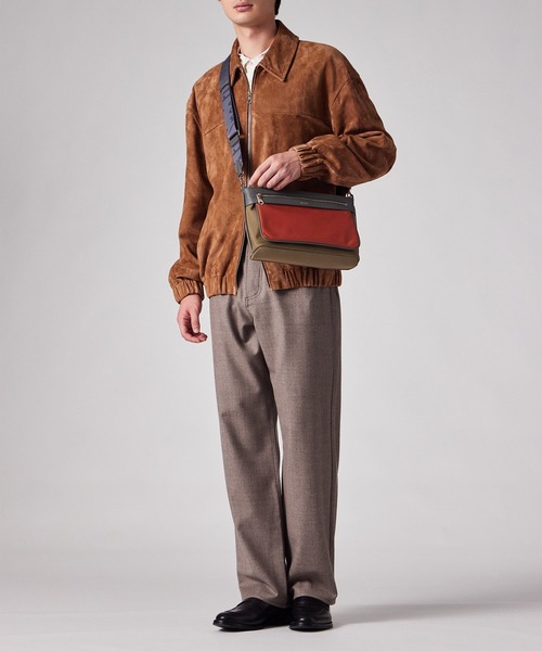 Paul Smith(ポールスミス)の「ブランデッドナイロン ショルダーバッグ【553458 N311S】(ショルダーバッグ・メンズ・ネイビー/ブラック/グレイッシュベージュ・FREE)」の19枚目の写真