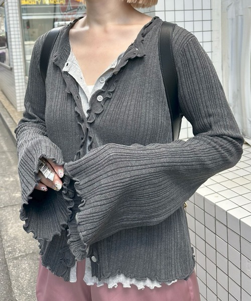 Alley Tokyo(アリートーキョー)の「ふりふりいっぱいレイヤードしてる風カーデ(カーディガン/ボレロ・レディース・レッド/グレー/サックスブルー・FREE)」の13枚目の写真