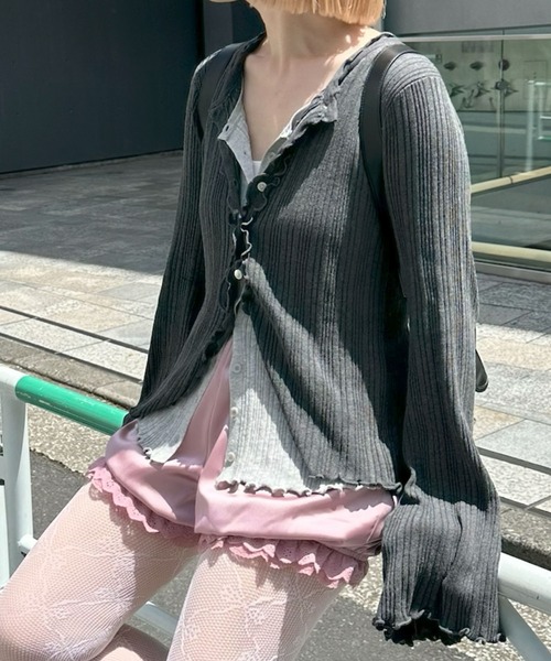 Alley Tokyo(アリートーキョー)の「ふりふりいっぱいレイヤードしてる風カーデ(カーディガン/ボレロ・レディース・レッド/グレー/サックスブルー・FREE)」の15枚目の写真