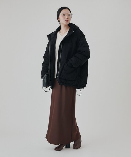 Omekashi(オメカシ)の「Vネックラウンドヤクニット(ニット/セーター・レディース・ブラウン/モカ/オフホワイト・FREE)」の20枚目の写真