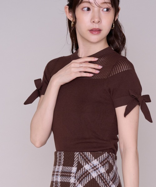MISCH MASCH(ミッシュマッシュ)の「2026秋冬新作 シアー切替袖リボンニット(ニット/セーター・レディース・ブラウン/アイボリー/グレー・フリ-)」の19枚目の写真