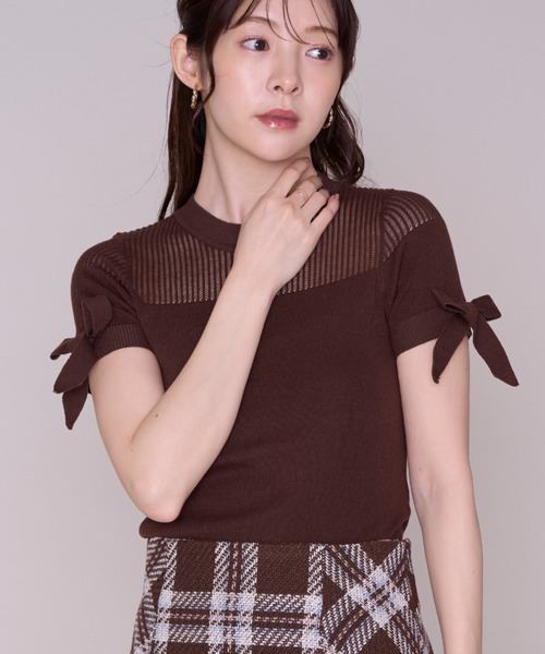 MISCH MASCH(ミッシュマッシュ)の「2026秋冬新作 シアー切替袖リボンニット(ニット/セーター・レディース・ブラウン/アイボリー/グレー・フリ-)」の20枚目の写真