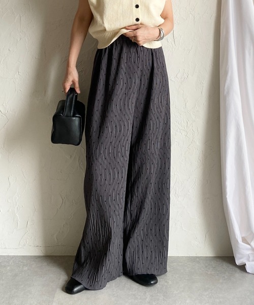 She's Closet(シーズクローゼット)の「ヒョウ柄 レオパード & 水玉 ドット柄 ストレート ワイド プリーツパンツ(その他パンツ・レディース・ブラック/チャコールグレー/ドット/ブラウン・FREE)」の3枚目の写真