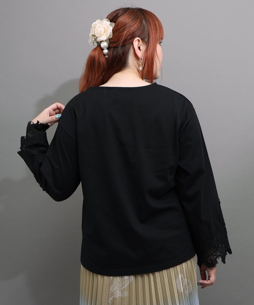iS ScoLar(イズスカラー)の「563228:花瓶の花刺繍 袖レース付きプルオーバー(Tシャツ/カットソー・レディース・ブラック/パープル・M)」の5枚目の写真
