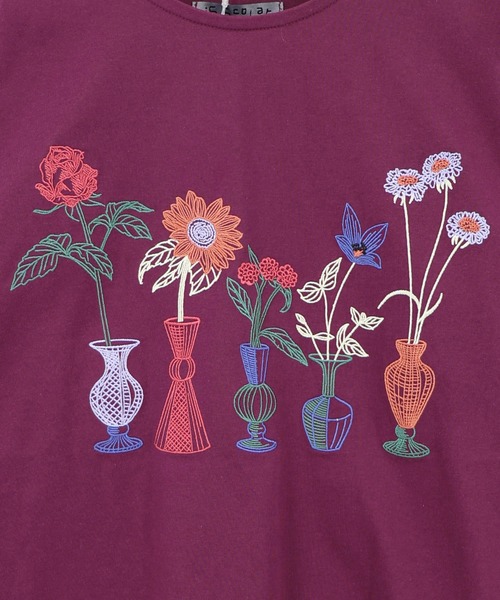 iS ScoLar(イズスカラー)の「563228:花瓶の花刺繍 袖レース付きプルオーバー(Tシャツ/カットソー・レディース・ブラック/パープル・M)」の11枚目の写真