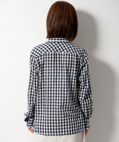 AMERICAN RAG CIE（アメリカンラグシー）の「AMERICAN RAG CIEコットンアムンゼンレギュラーシャツ/207-AIP-L161-SH040（シャツ/ブラウス・レディース・ブルー系その他/ホワイト・FREE）」の16枚目の写真