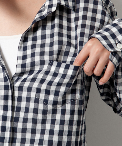 AMERICAN RAG CIE（アメリカンラグシー）の「AMERICAN RAG CIEコットンアムンゼンレギュラーシャツ/207-AIP-L161-SH040（シャツ/ブラウス・レディース・ブルー系その他/ホワイト・FREE）」の8枚目の写真