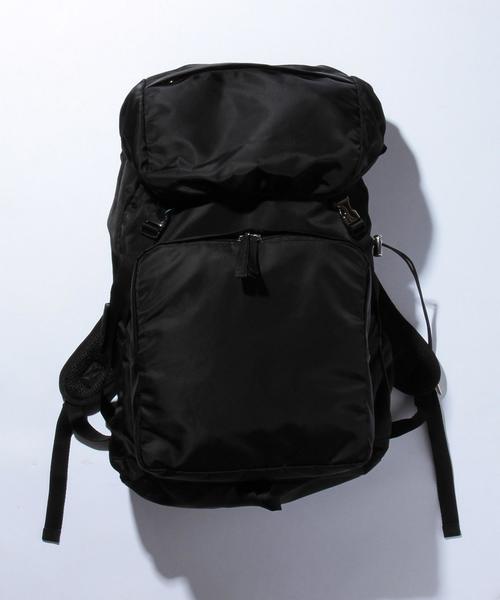 BEAUTY&YOUTH UNITED ARROWS(ビューティーアンドユースユナイテッドアローズ)の「【WEB限定】by ナイロン フラップ ビッグ リュック¨ ◆(バックパック/リュック・メンズ・ブラック/オリーブ・FREE)」の4枚目の写真