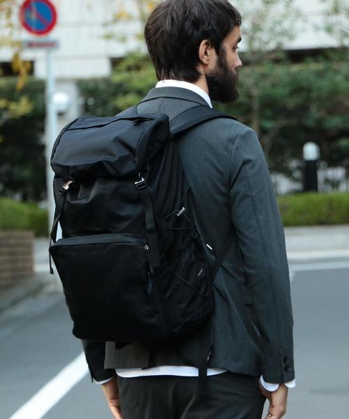 BEAUTY&YOUTH UNITED ARROWS(ビューティーアンドユースユナイテッドアローズ)の「【WEB限定】by ナイロン フラップ ビッグ リュック¨ ◆(バックパック/リュック・メンズ・ブラック/オリーブ・FREE)」の13枚目の写真