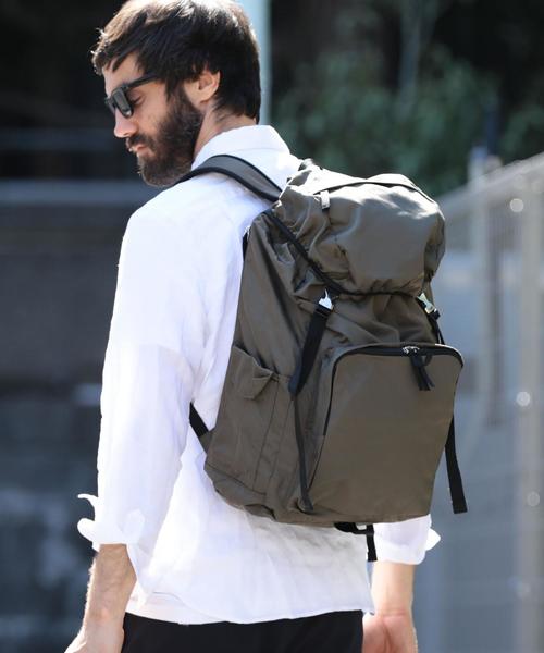 BEAUTY&YOUTH UNITED ARROWS(ビューティーアンドユースユナイテッドアローズ)の「【WEB限定】by ナイロン フラップ ビッグ リュック¨ ◆(バックパック/リュック・メンズ・ブラック/オリーブ・FREE)」の22枚目の写真