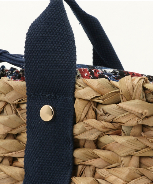 LBC（エルビーシー）の「巾着柄生地トートバッグ        （かごバッグ・レディース・ネイビー/オリーブ・FREE）」の7枚目の写真