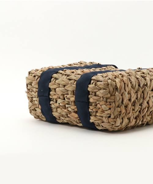 LBC（エルビーシー）の「巾着柄生地トートバッグ        （かごバッグ・レディース・ネイビー/オリーブ・FREE）」の9枚目の写真