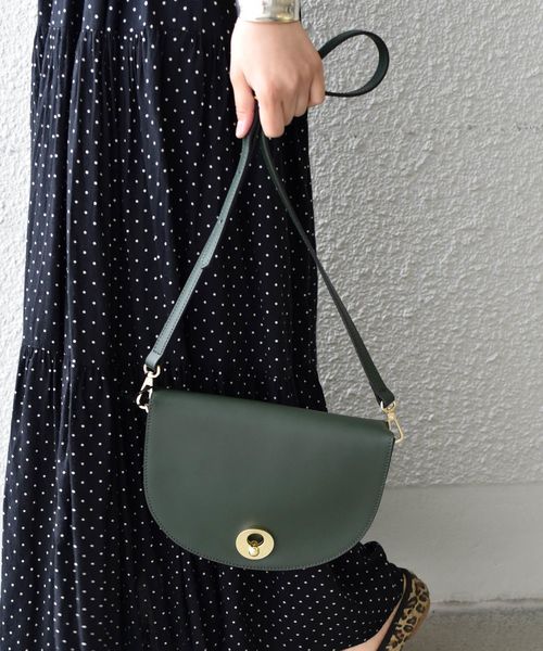 MARCO BIANCHINI（マルコビアンチーニ）の「MARCO BIANCHIN:フラップショルダーバッグ◇（ショルダーバッグ・レディース・ブラック/グリーン/パープル/イエロー/レッド・ONE SIZE）」の3枚目の写真