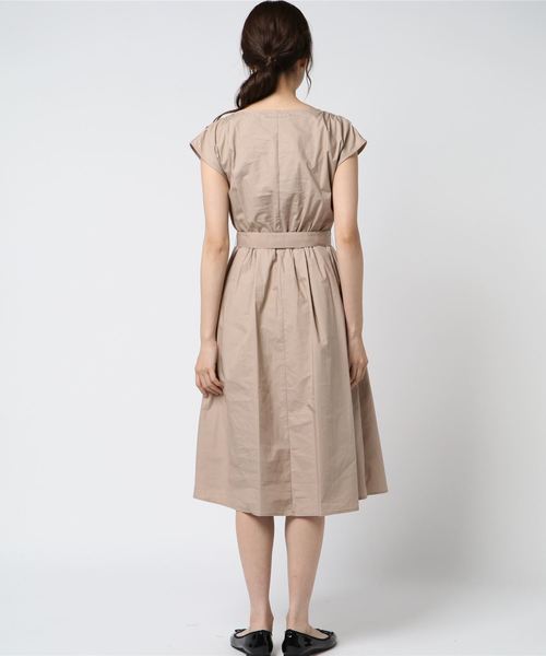 Cheek（チーク）の「綿カシュクールワンピース（ワンピース・レディース・ベージュ/ネイビー/パープル・MEDIUM）」の5枚目の写真