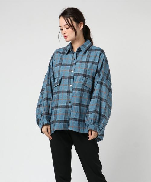 SpRay（スプレイ）の「チェックドルマンＢＩＧシャツ（シャツ/ブラウス・レディース・ベージュ/ブラウン/レッド/イエロー/ブルー・FREE）」の9枚目の写真