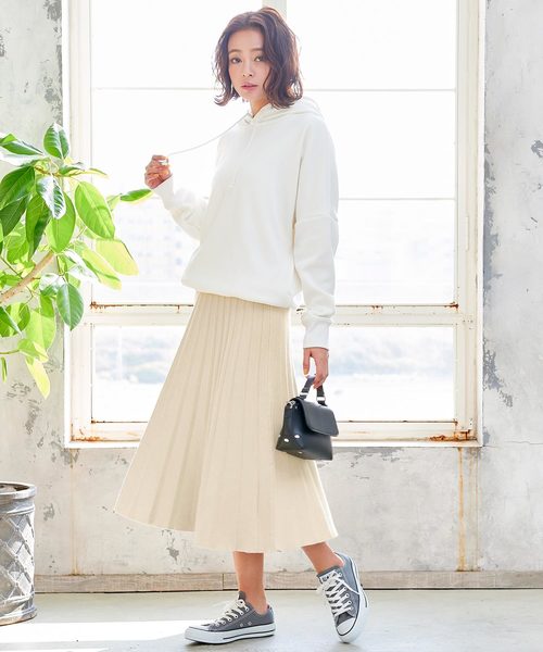 KOBE LETTUCE（コウベレタス）の「ミディ丈ニットプリーツスカート＊レディース/ボトムス[M2361]神戸レタス（スカート・レディース・アイボリー/グレー/ブラック・FREE）」の9枚目の写真