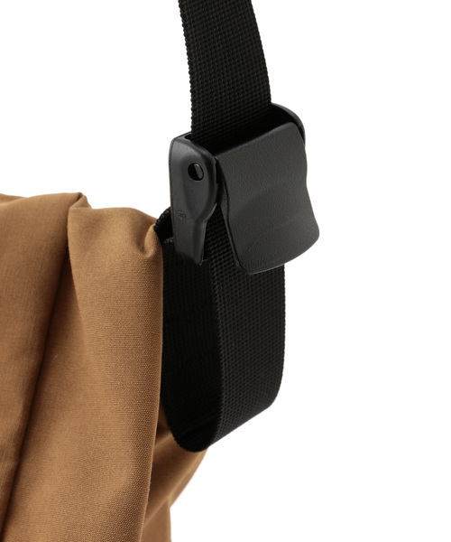 BAG'n'NOUN（バッグンナウン）の「【BAG'n'NOUN】PORCINI II（ショルダーバッグ・メンズ・ブラック/チャコールグレー/ベージュ・FREE）」の10枚目の写真