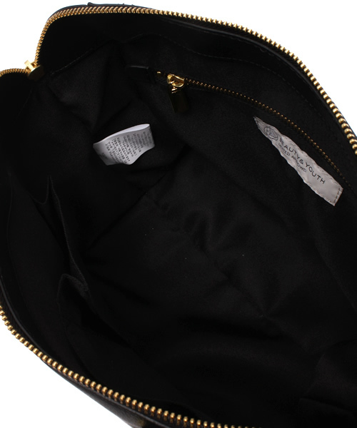 BEAUTY&YOUTH UNITED ARROWS（ビューティーアンドユースユナイテッドアローズ）の「BYTF フェイクレザー2WAYボストンバッグ2　◆（ボストンバッグ・レディース・オフホワイト/ブラック/レッド/ホワイト/ライトグレー/その他1・フリー）」の7枚目の写真