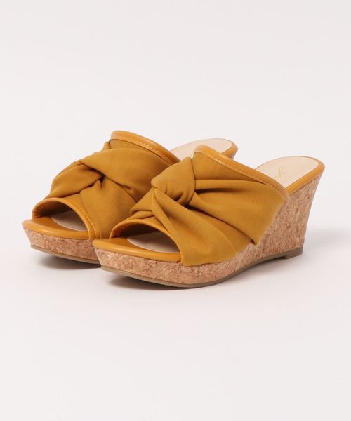 GeeRA(ジーラ)の「ストレッチ素材ウェッジミュール(サンダル・レディース・レッド/マスタード/ベージュ/ブラック・SMALL/MEDIUM/LARGE/X-LARGE)」の1枚目の写真