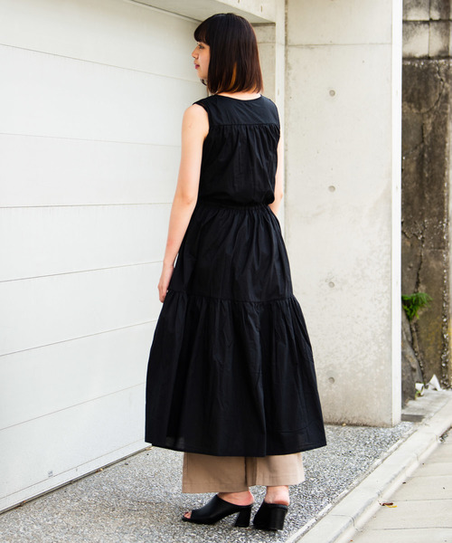 Aunt Marie's（アントマリーズ）の「AUNT MARIE'S ノースリティアードロングワンピース（ワンピース・レディース・ブラック/ベージュ/グリーン/ナチュラル・FREE）」の5枚目の写真