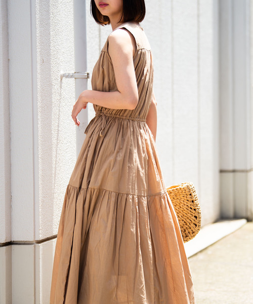 Aunt Marie's（アントマリーズ）の「AUNT MARIE'S ノースリティアードロングワンピース（ワンピース・レディース・ブラック/ベージュ/グリーン/ナチュラル・FREE）」の13枚目の写真