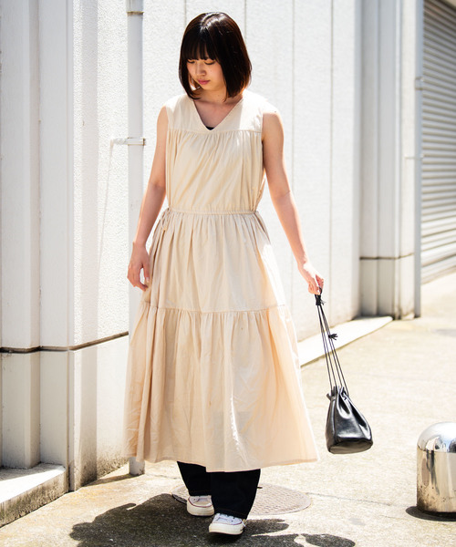 Aunt Marie's（アントマリーズ）の「AUNT MARIE'S ノースリティアードロングワンピース（ワンピース・レディース・ブラック/ベージュ/グリーン/ナチュラル・FREE）」の16枚目の写真