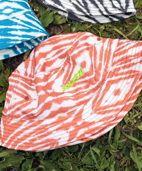 WEGO(ウィゴー)の「WEGO/タイダイロゴバケットハット(ハット・メンズ・ブラック/ブルー/レッド・FREE)」の3枚目の写真