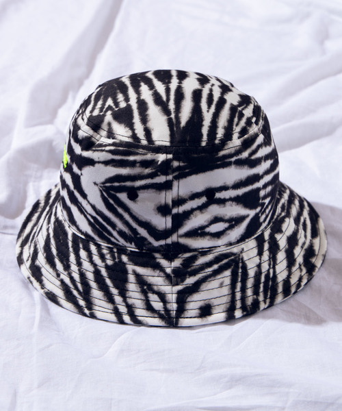 WEGO(ウィゴー)の「WEGO/タイダイロゴバケットハット(ハット・メンズ・ブラック/ブルー/レッド・FREE)」の8枚目の写真