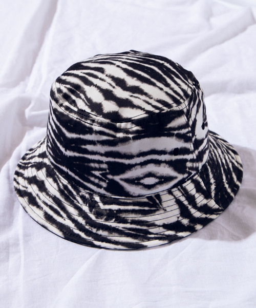 WEGO(ウィゴー)の「WEGO/タイダイロゴバケットハット(ハット・メンズ・ブラック/ブルー/レッド・FREE)」の9枚目の写真