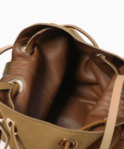 IENA（イエナ）の「Maison Boinet スウェードミニバッグ（ハンドバッグ・レディース・ブラウン/イエロー・FREE）」の5枚目の写真