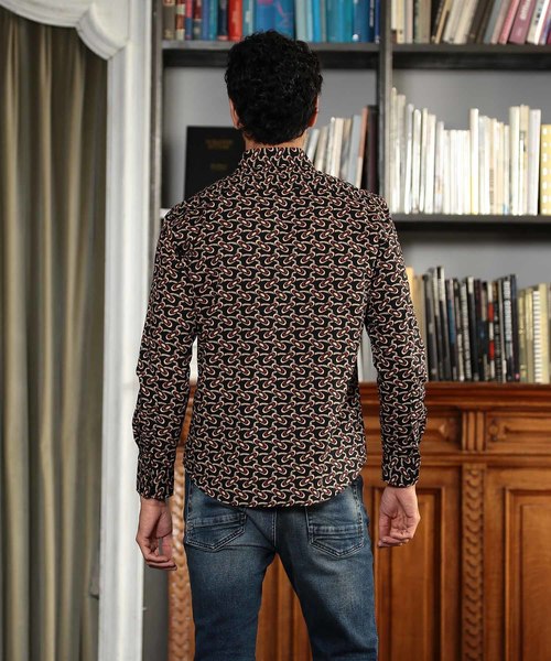 MEN'S BIGI（メンズビギ）の「ヴィンテージ調幾何学柄プリントシャツ【ウォッシャブル仕様】（シャツ/ブラウス・メンズ・ブラック/ブラウン/ネイビー・M/S/L）」の10枚目の写真